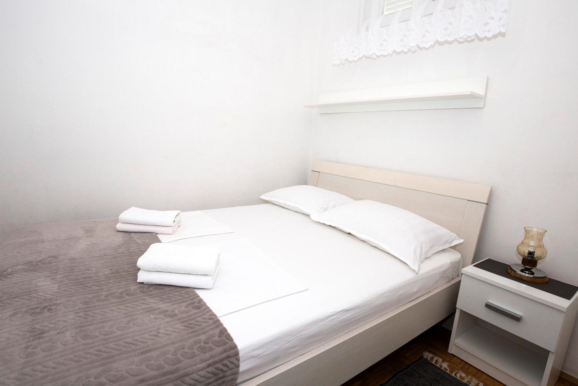 Apartman Roza Omiš Exterior foto